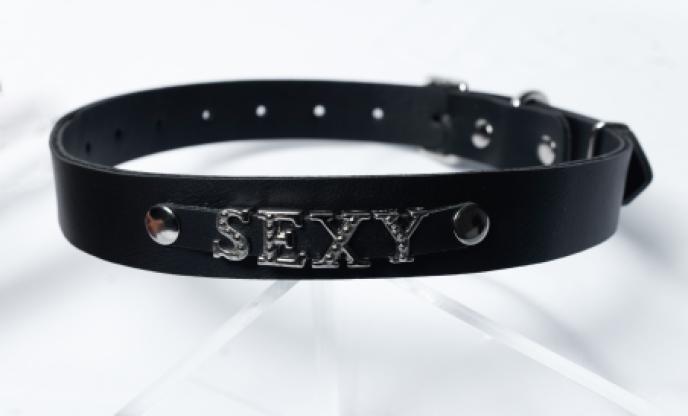 Coleira em couro sintético SEXY